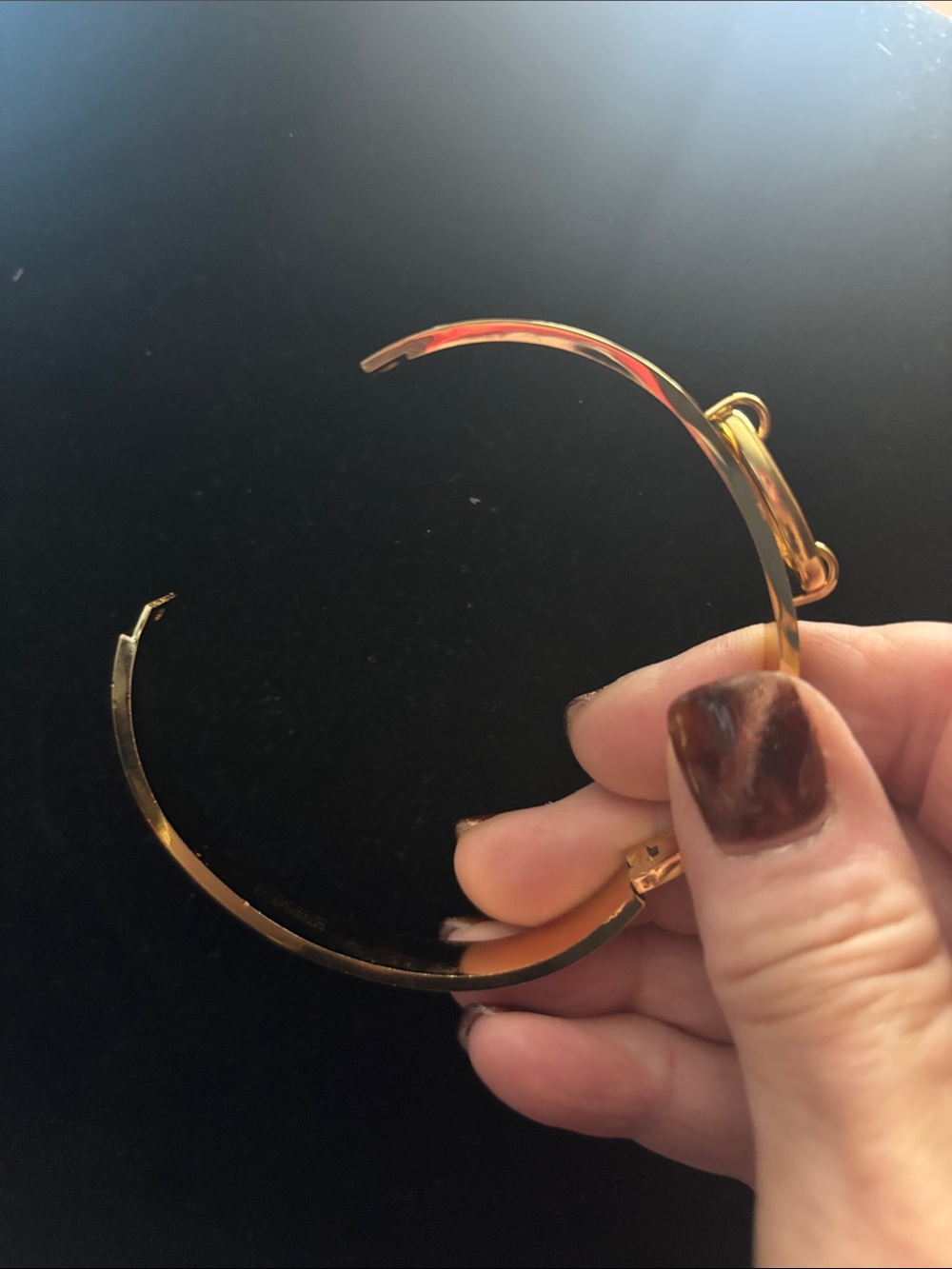 Beautiful bangle - Picture 3 of 4